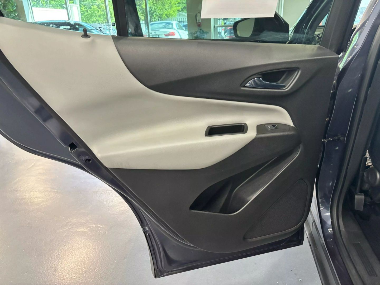 2019 Chevrolet Equinox Ls Sport Utility 4d - Image 21