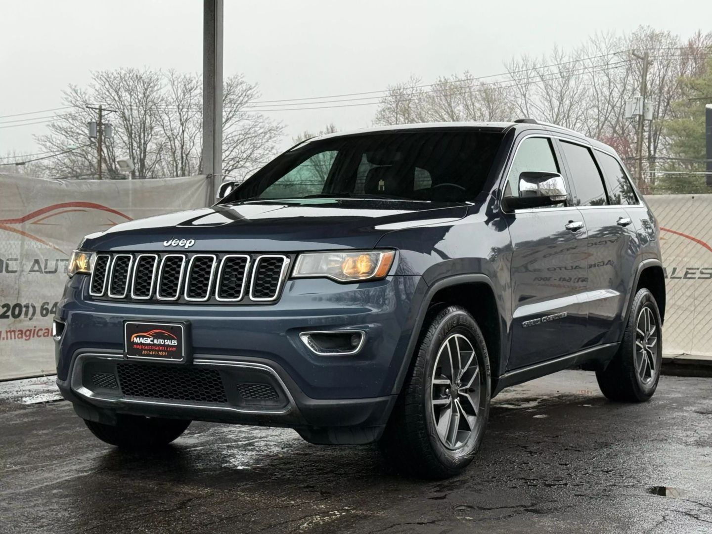 2019 Jeep Grand Cherokee - Image 3