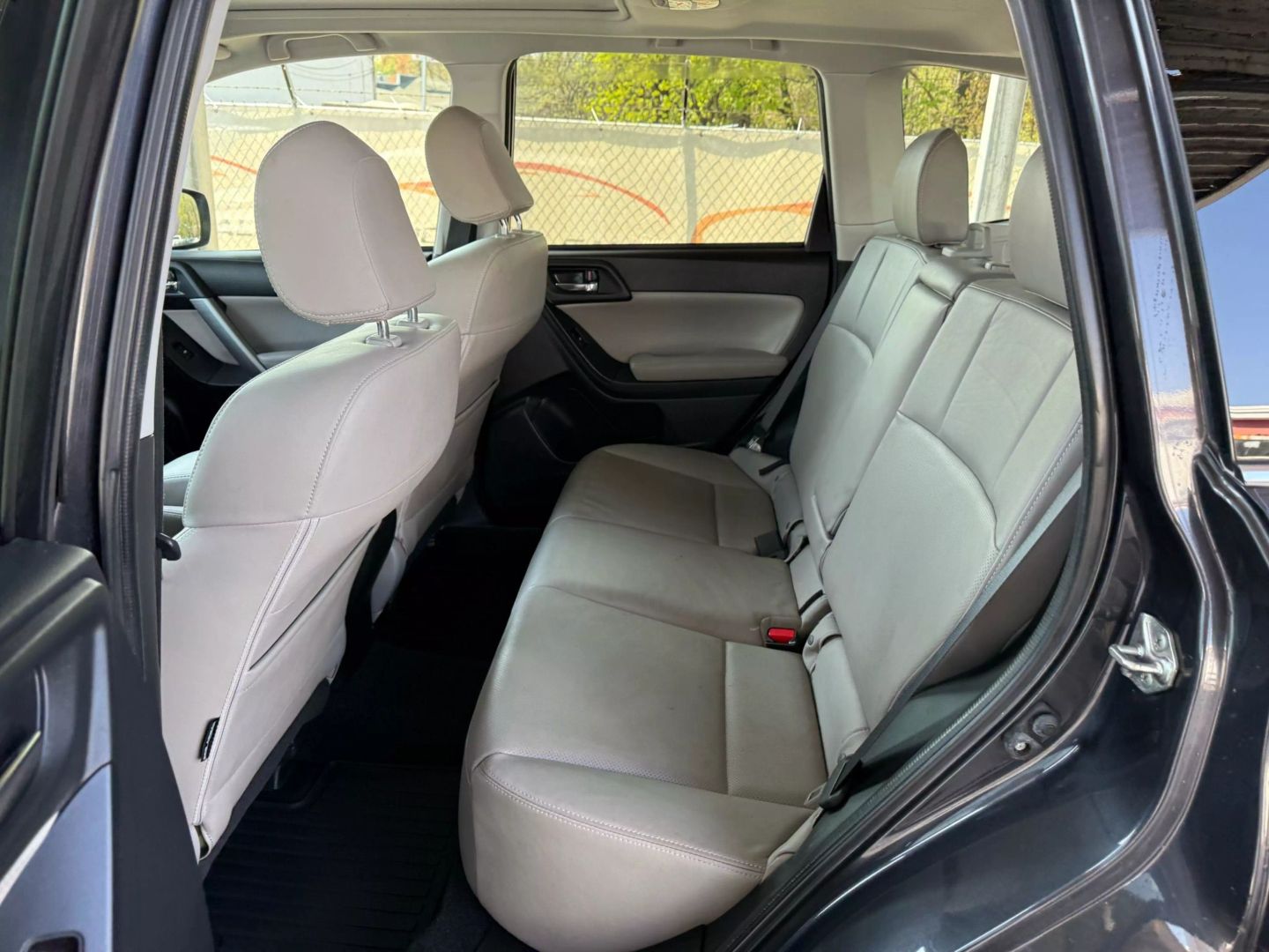 2014 Subaru Forester - Image 18