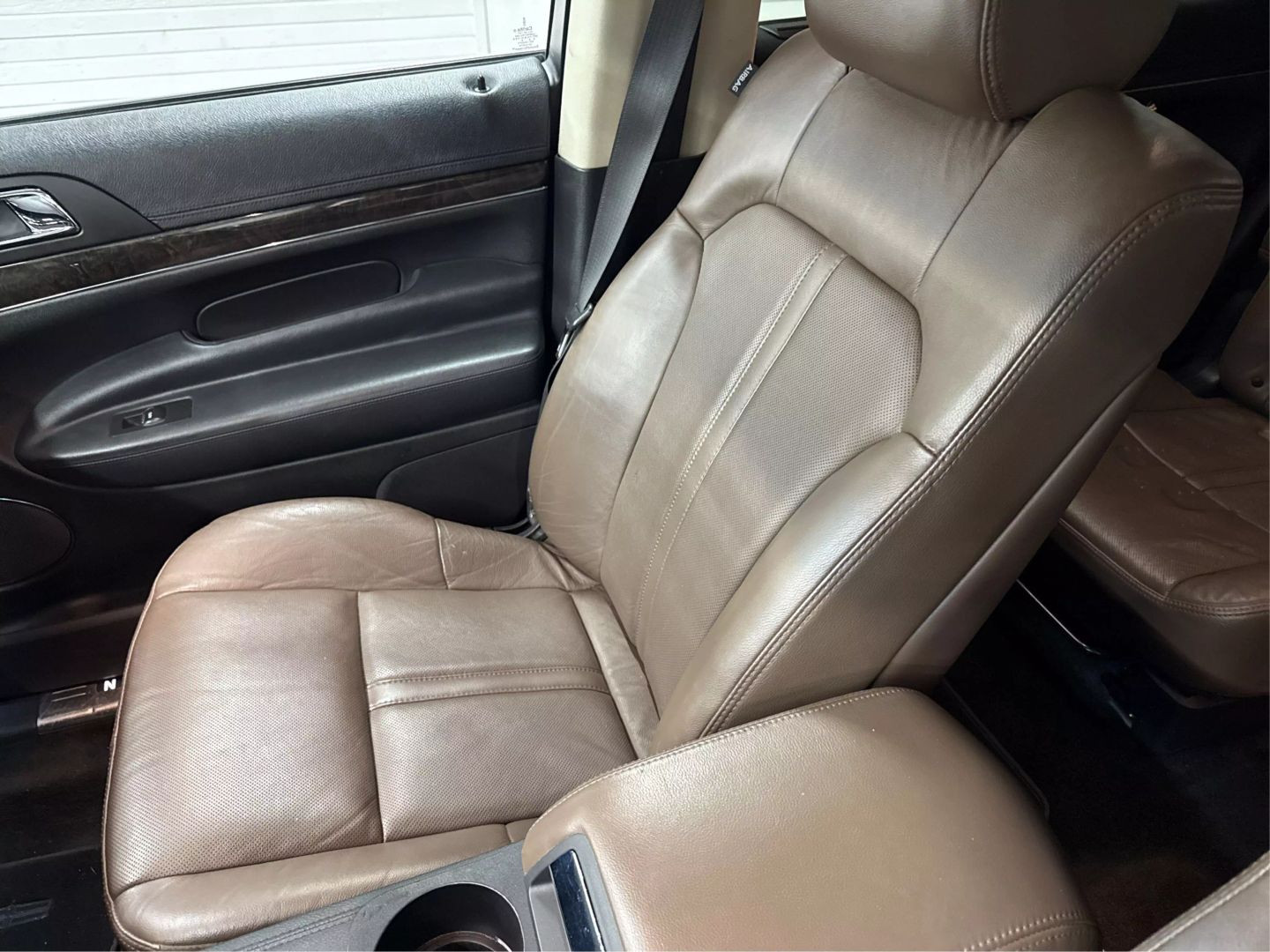 2017 Lincoln Mkt - Image 35