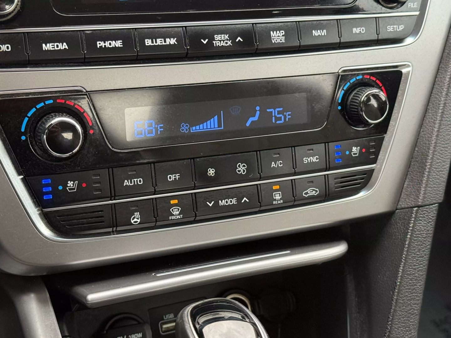 2015 Hyundai Sonata - Image 44