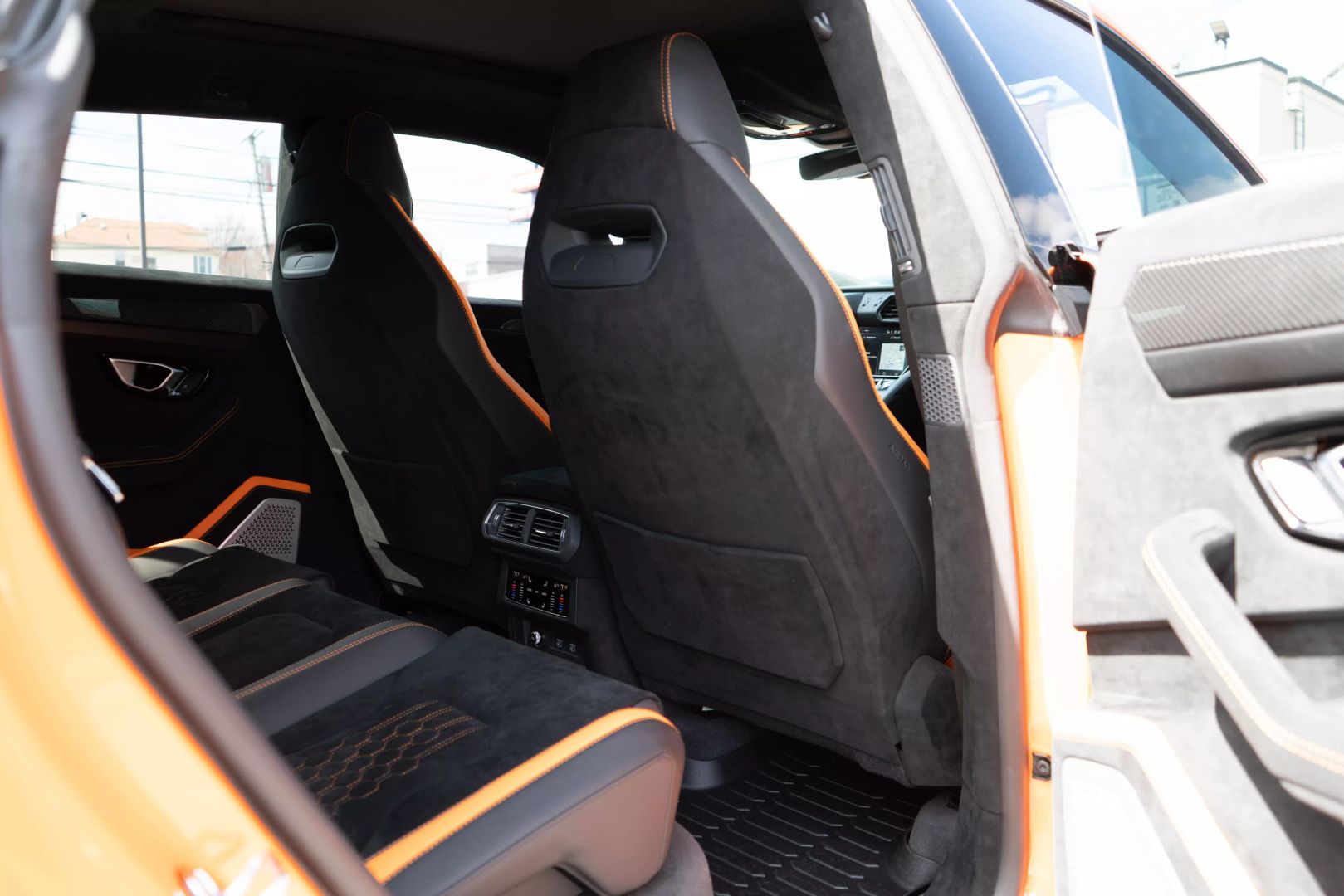 2023 Lamborghini Urus - Image 59