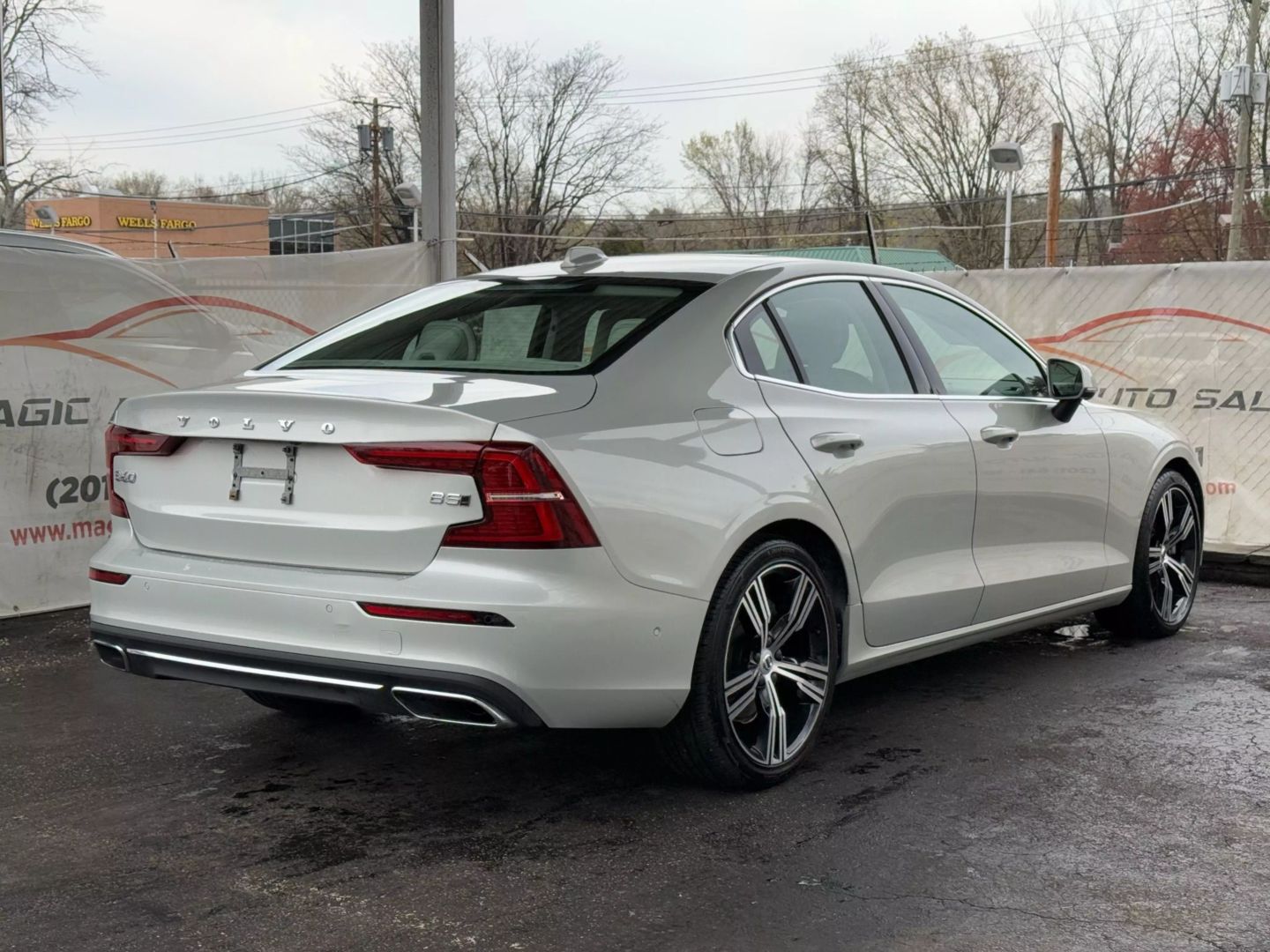 2022 Volvo S60 - Image 11