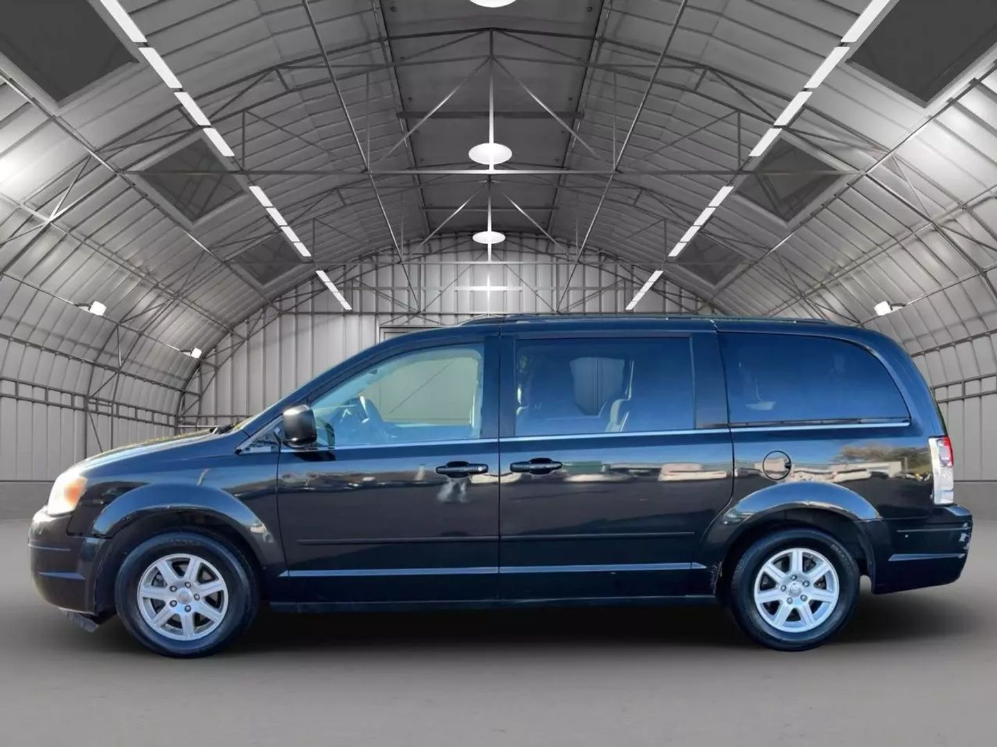 Used 2010 Chrysler Town & Country New LX with VIN 2A4RR2D16AR351766 for sale in Kansas City