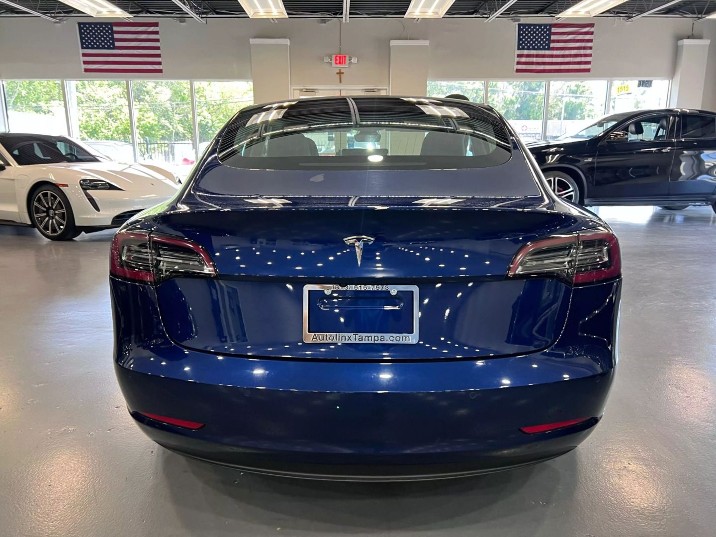 2018 Tesla Model 3 Mid Range Sedan 4d - Image 6