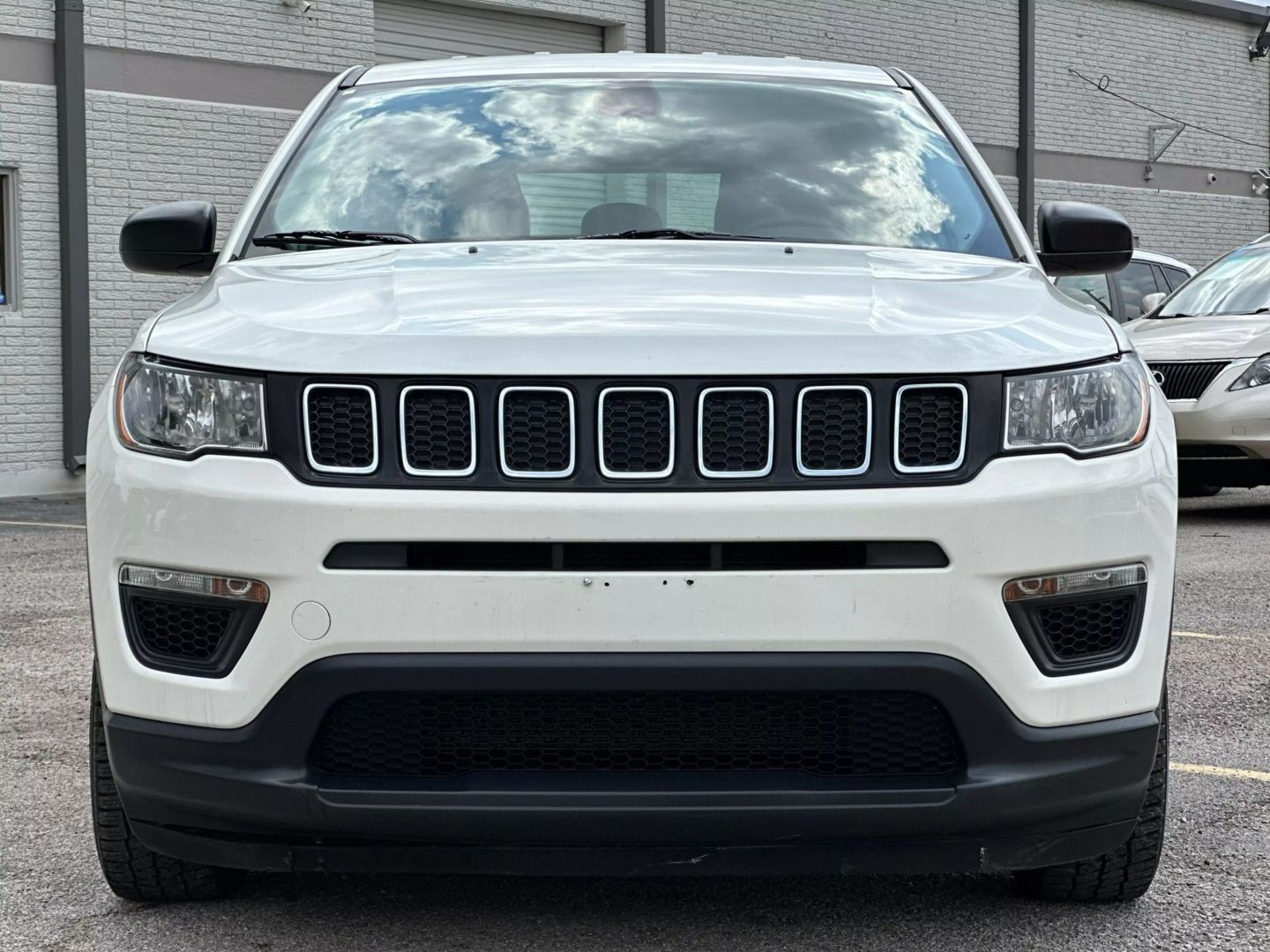 2019 Jeep Compass - Image 11