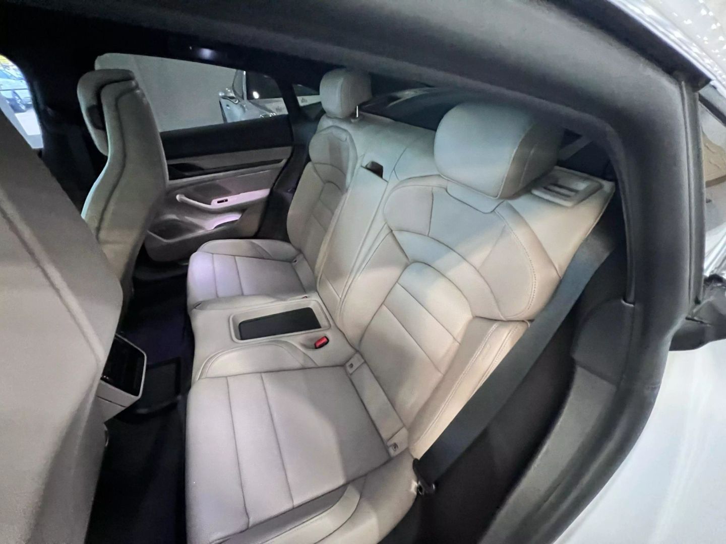 2020 Porsche Taycan 4s Sedan 4d - Image 21