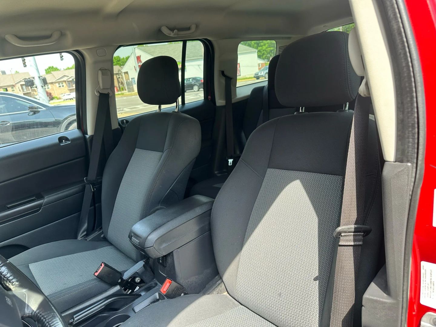 Image 5 of 2010 JEEP PATRIOT