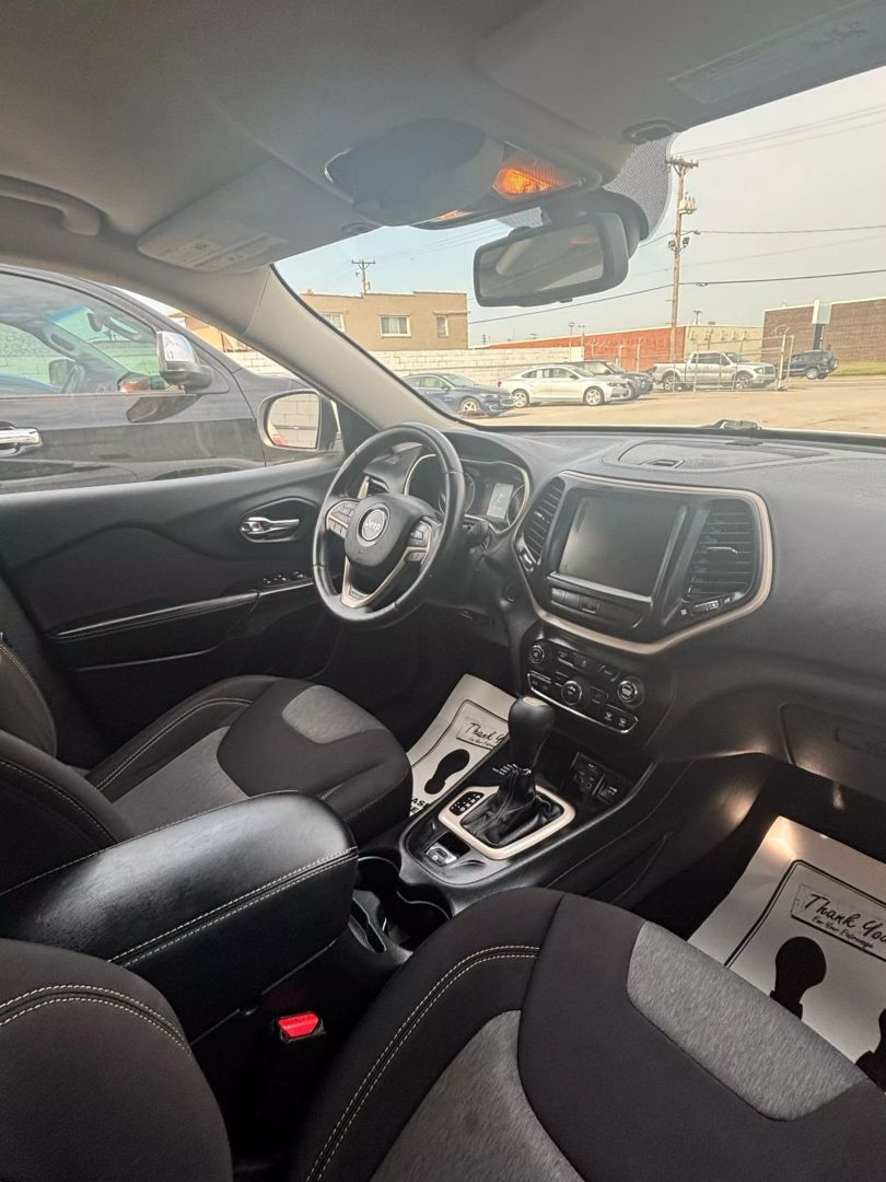 Image 6 of 2014 JEEP CHEROKEE
