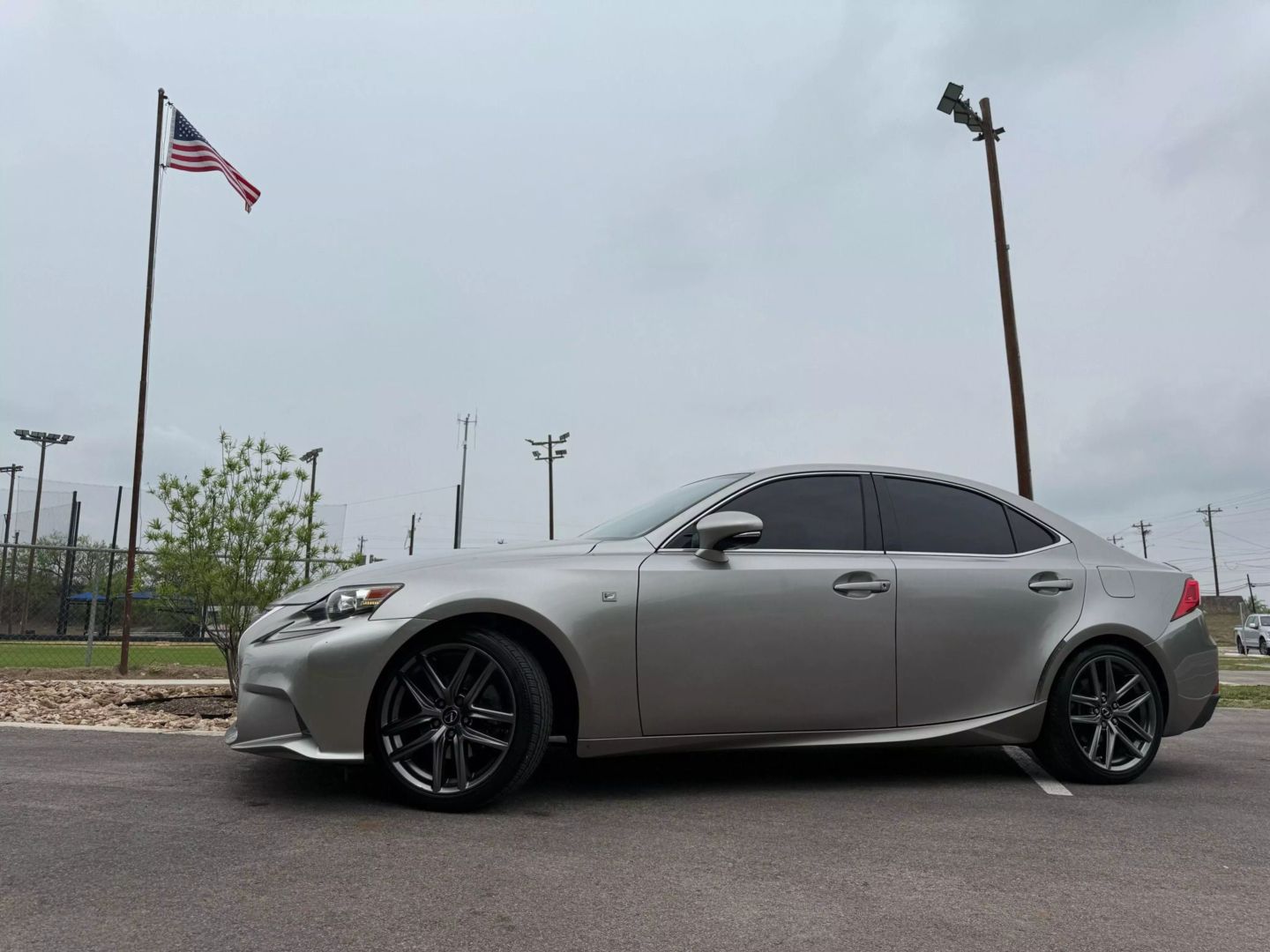 2015 Lexus Is - Image 43