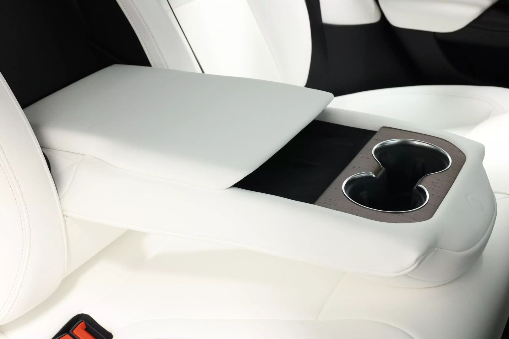 2022 Tesla Model S - Image 66