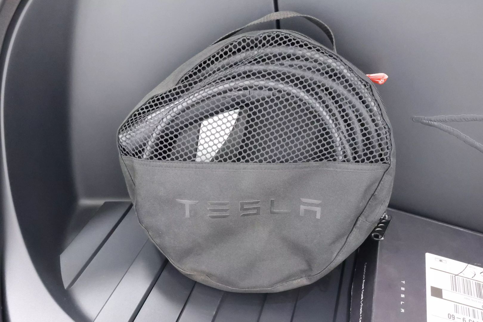 2024 Tesla Cybertruck - Image 143
