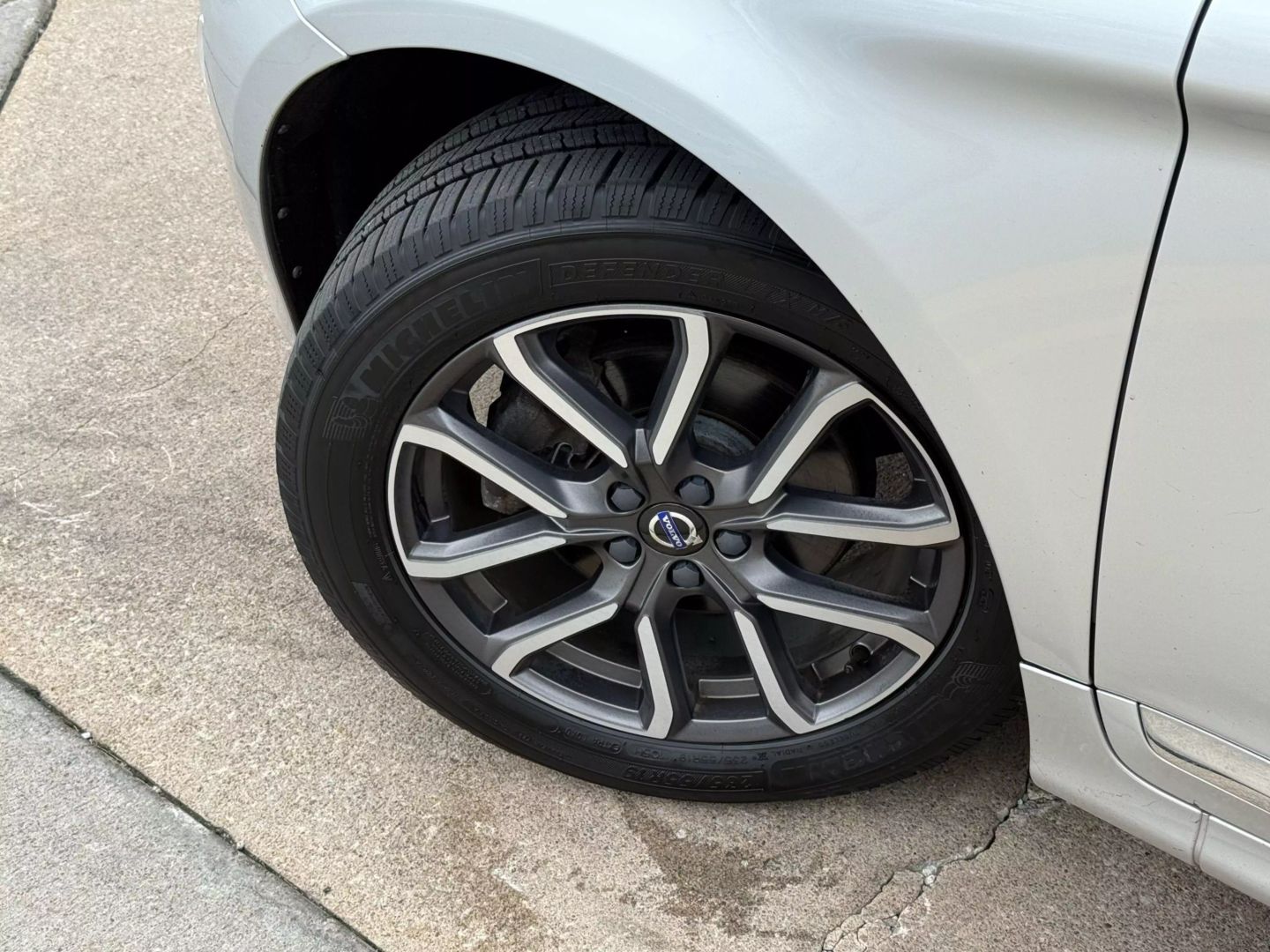 2017 Volvo Xc60 - Image 48
