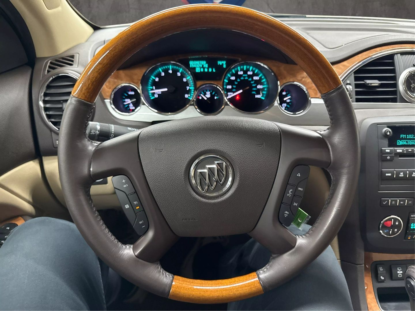 2012 Buick Enclave - Image 35