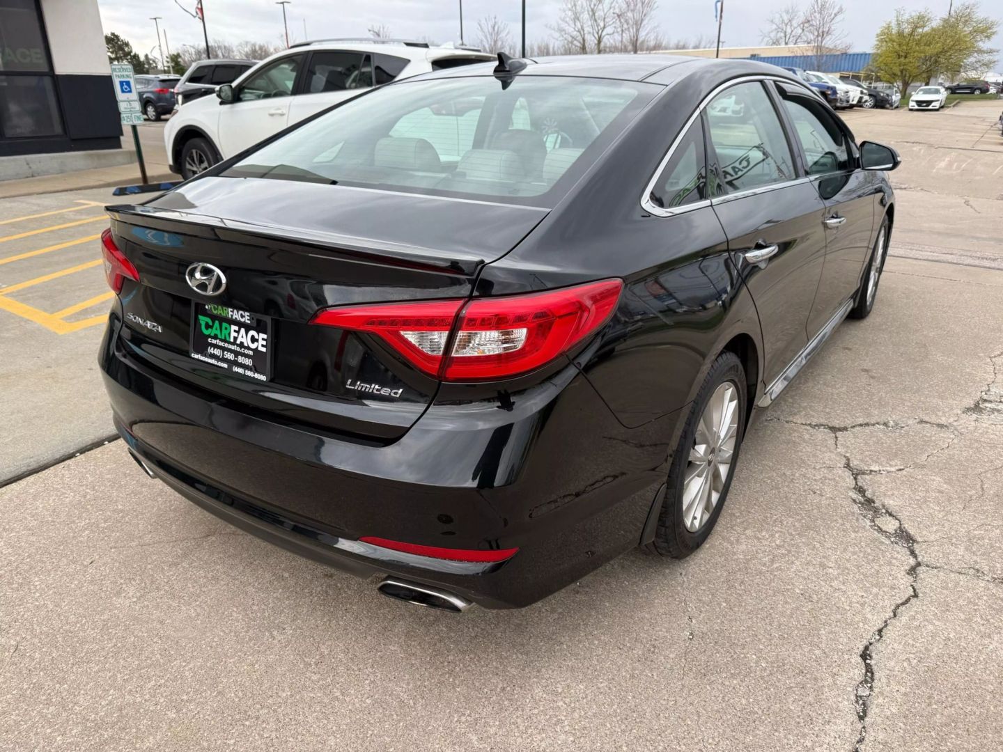 2015 Hyundai Sonata - Image 14