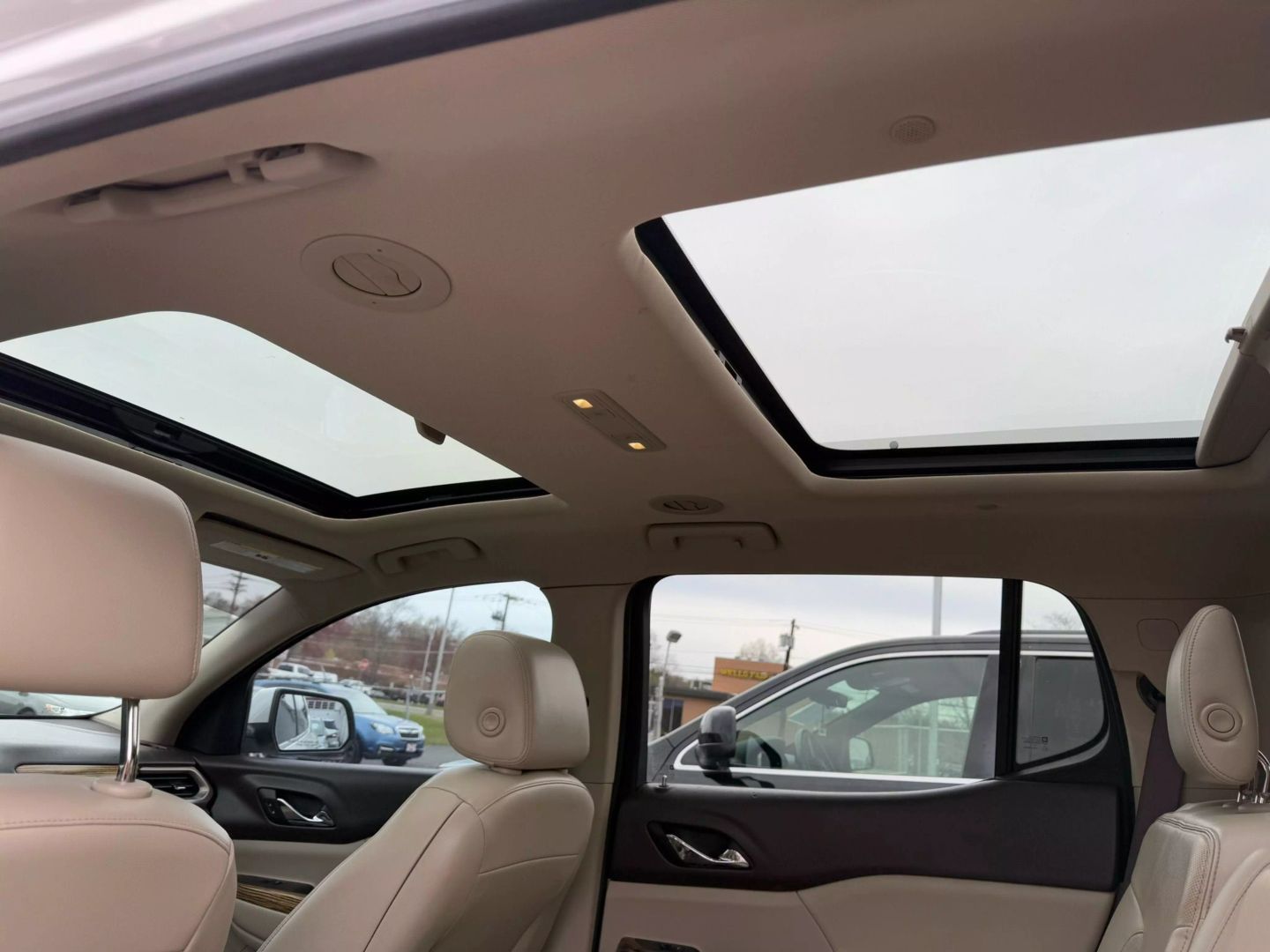2017 Gmc Acadia - Image 45