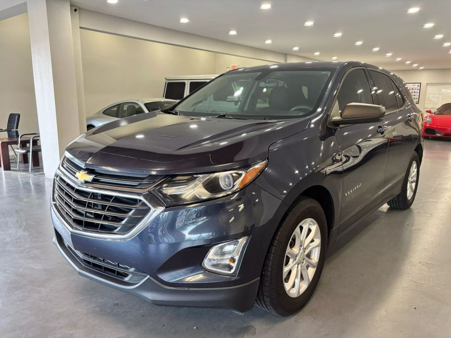 2019 Chevrolet Equinox Ls Sport Utility 4d - Image 3