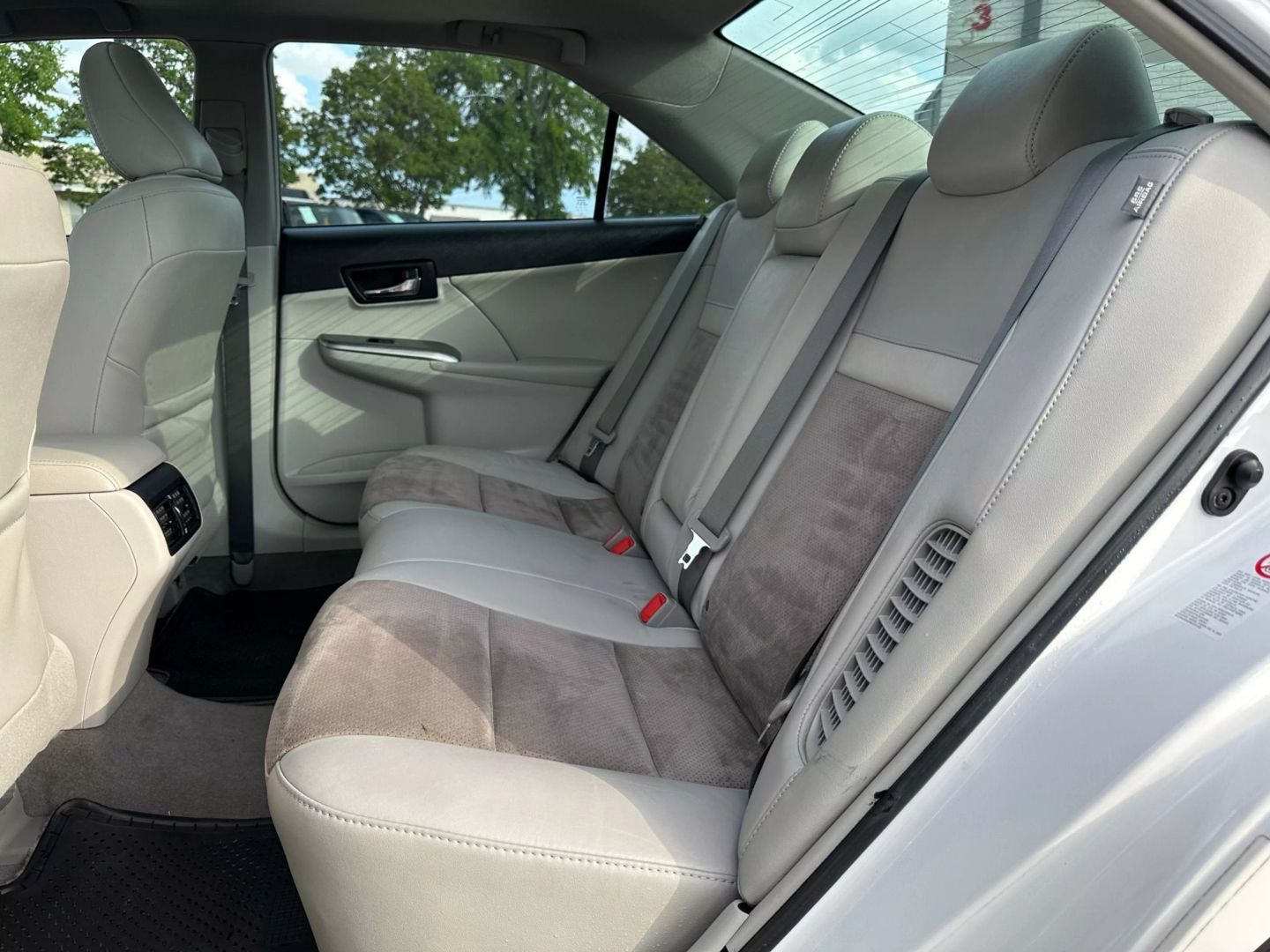 2012 Toyota Camry - Image 17