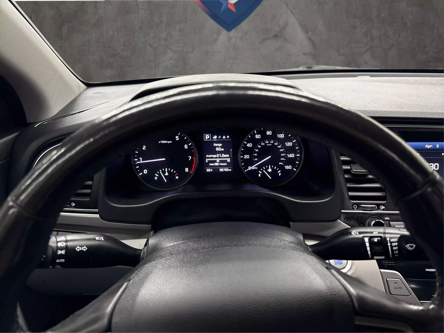 2018 Hyundai Elantra - Image 34