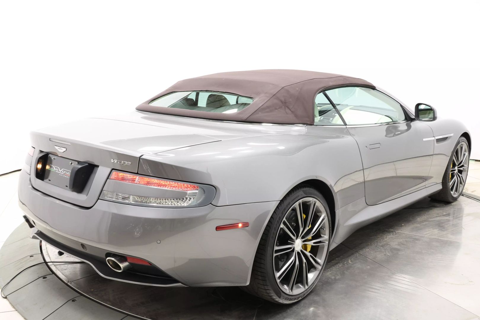 2012 Aston Martin Virage - Image 85