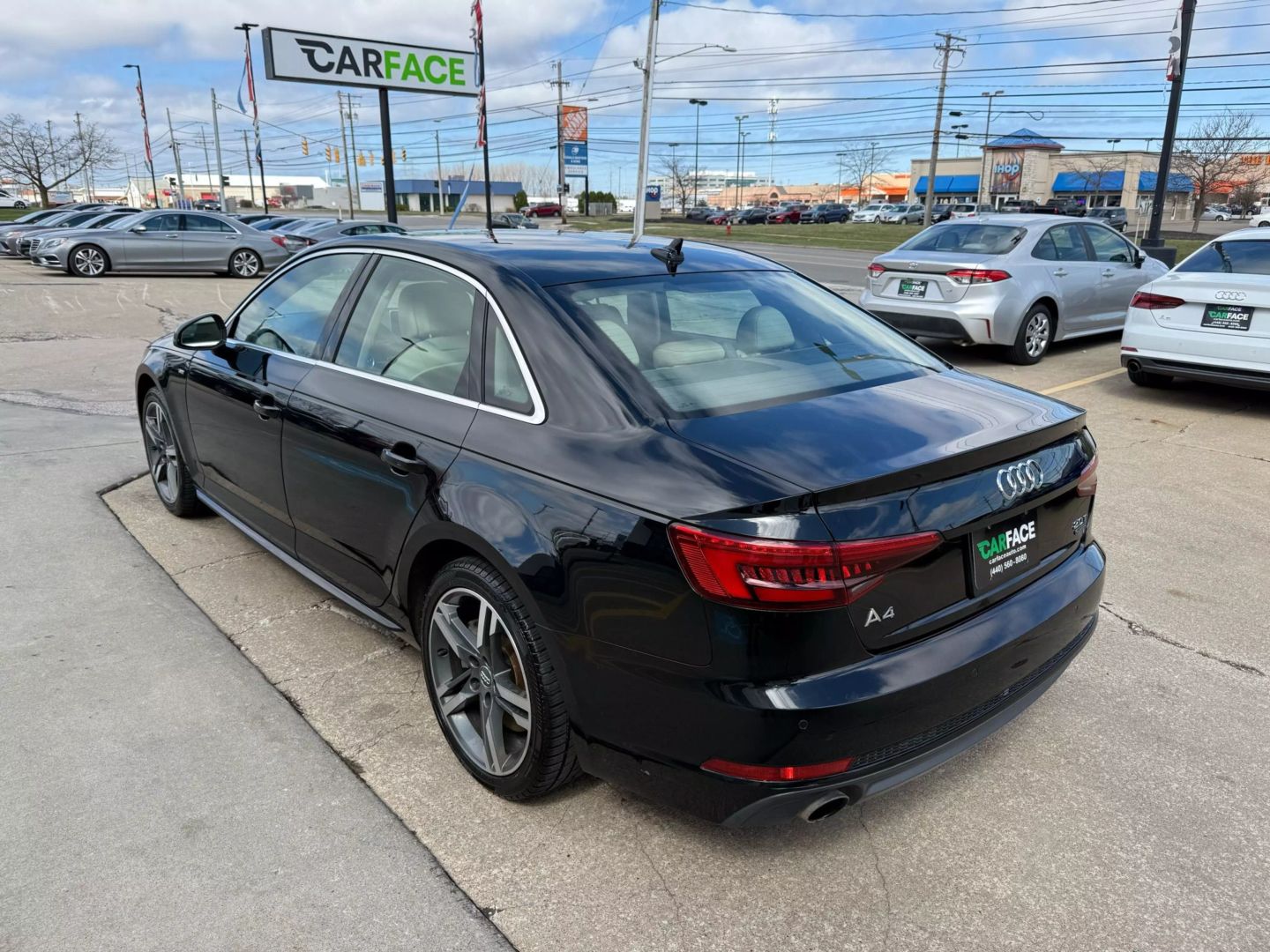 2017 Audi A4 - Image 8