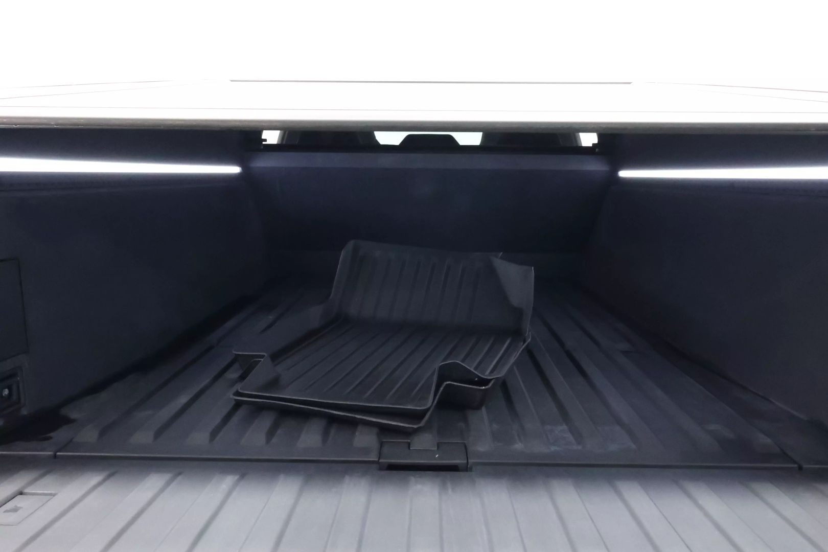 2024 Tesla Cybertruck - Image 80