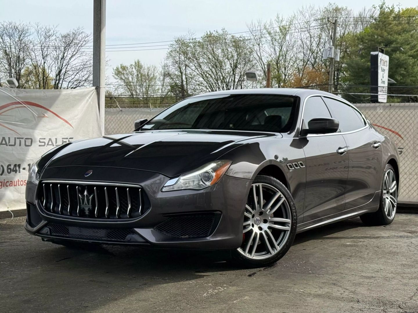 2017 Maserati Quattroporte - Image 1
