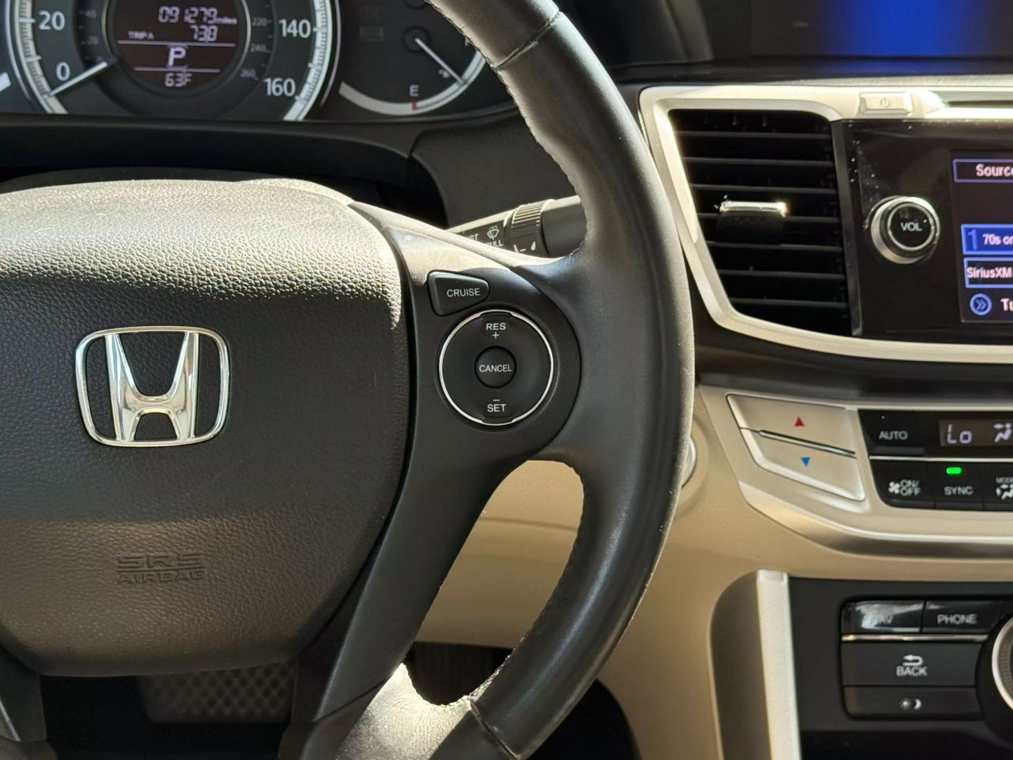2015 Honda Accord - Image 34