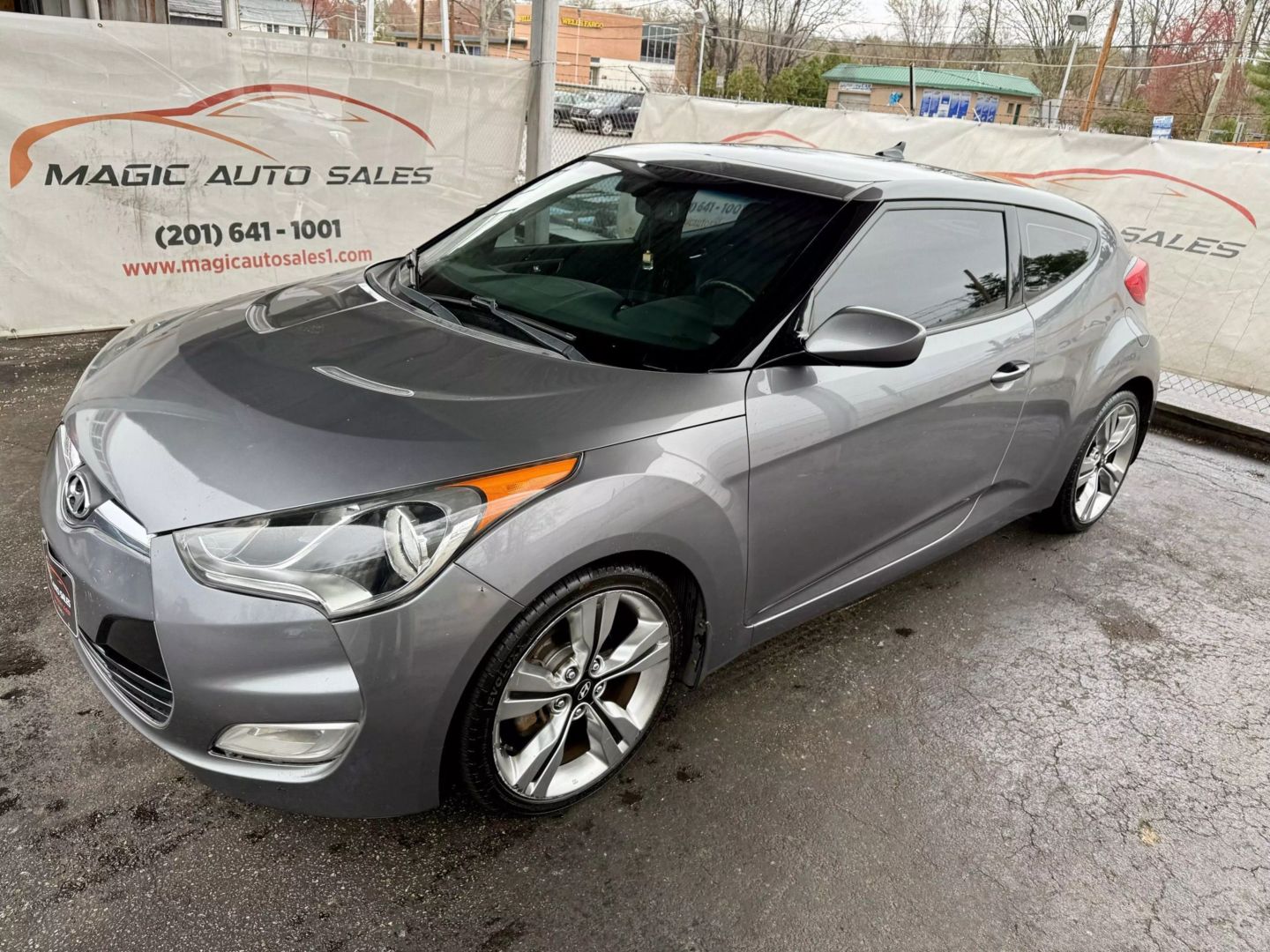 2013 Hyundai Veloster - Image 8