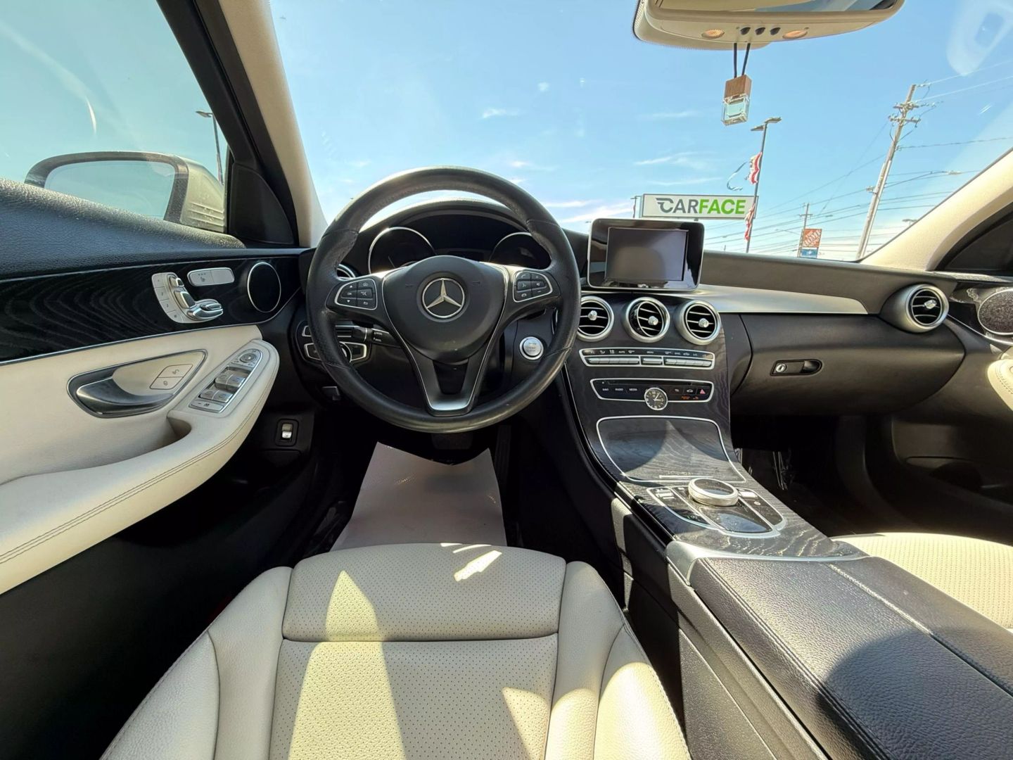 2017 Mercedes-benz C-class - Image 25