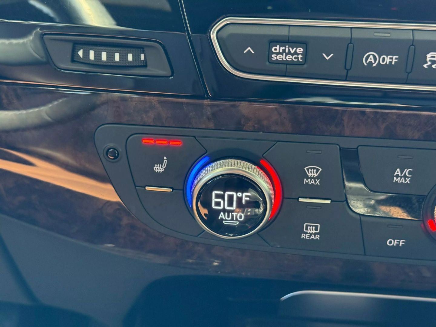 2017 Audi Q7 - Image 31