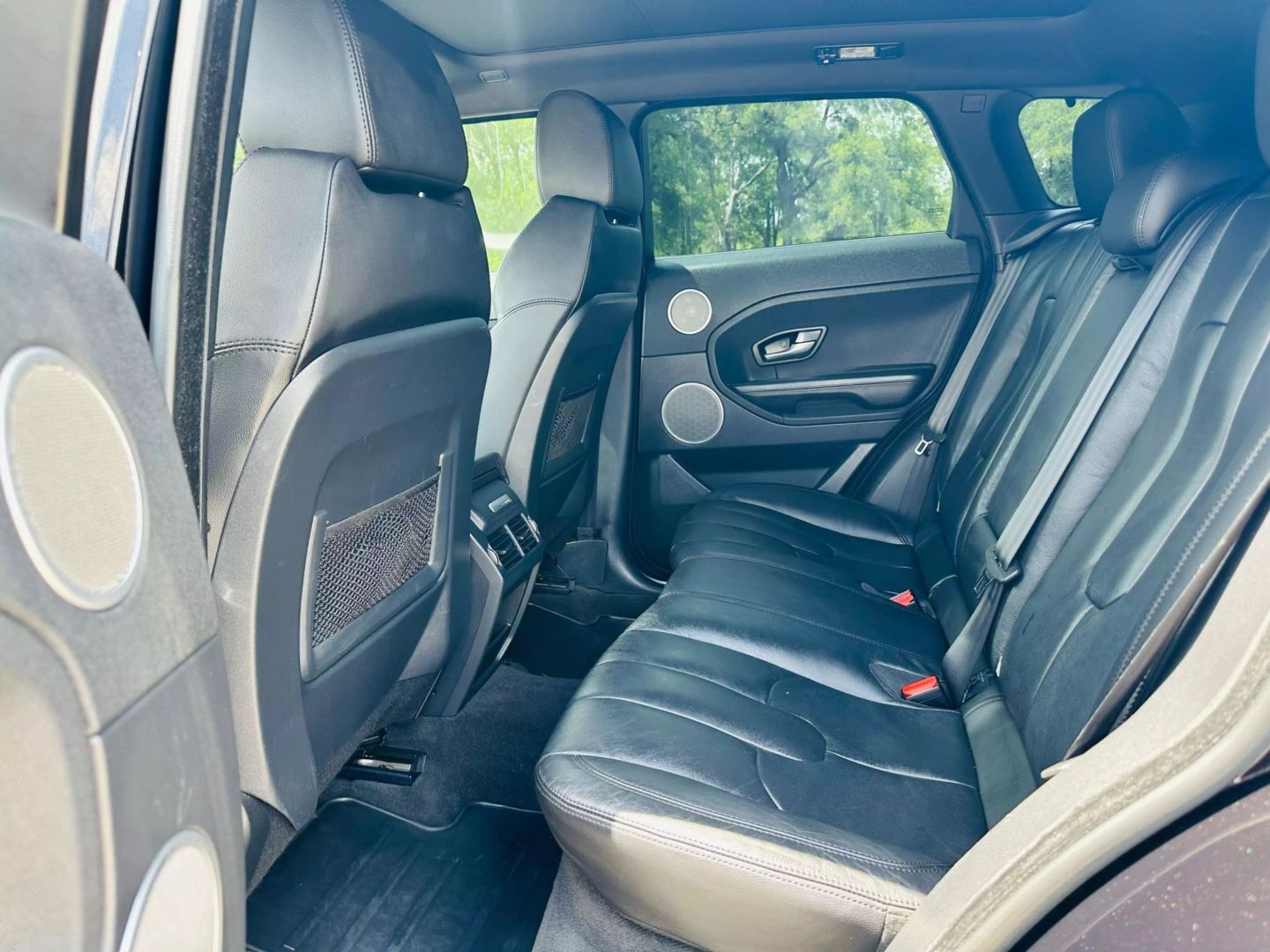 2015 Land Rover Range Rover Evoque - Image 18
