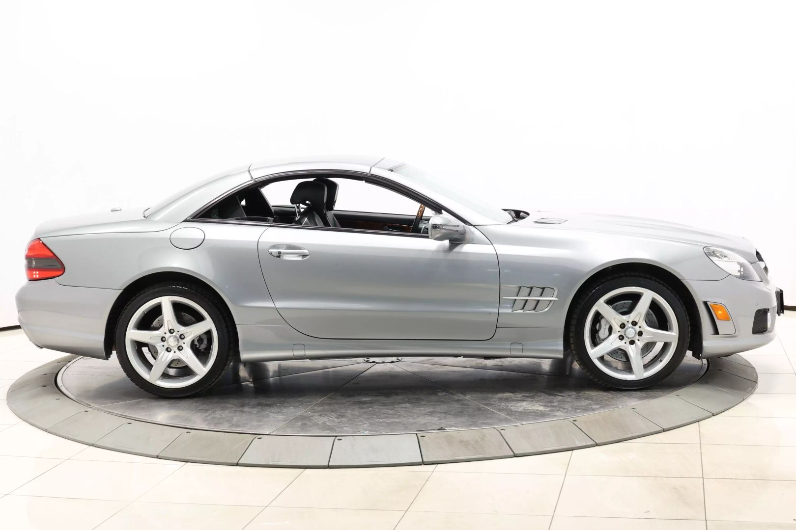 2011 Mercedes-benz Sl-class - Image 60
