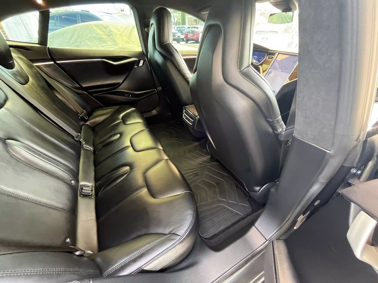 2016 Tesla Model S  Vin: 5yjsa1e16gf151935 Stock Id: 151935 - Image 17