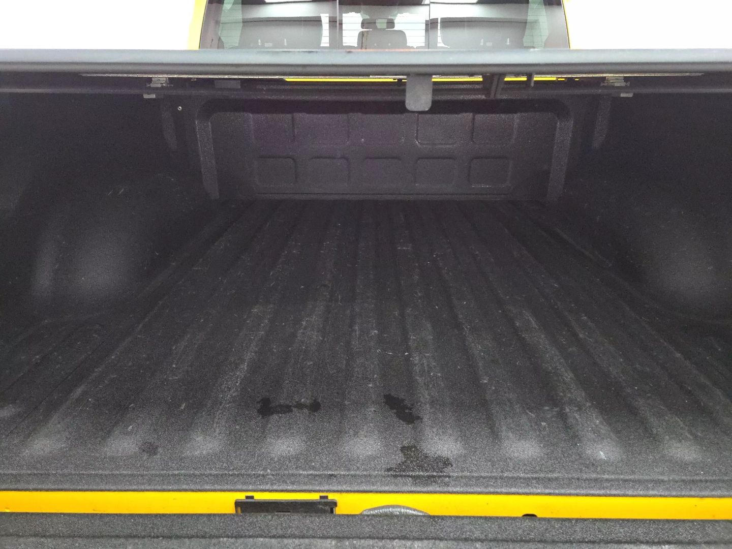2016 Ram 1500 Crew Cab - Image 11