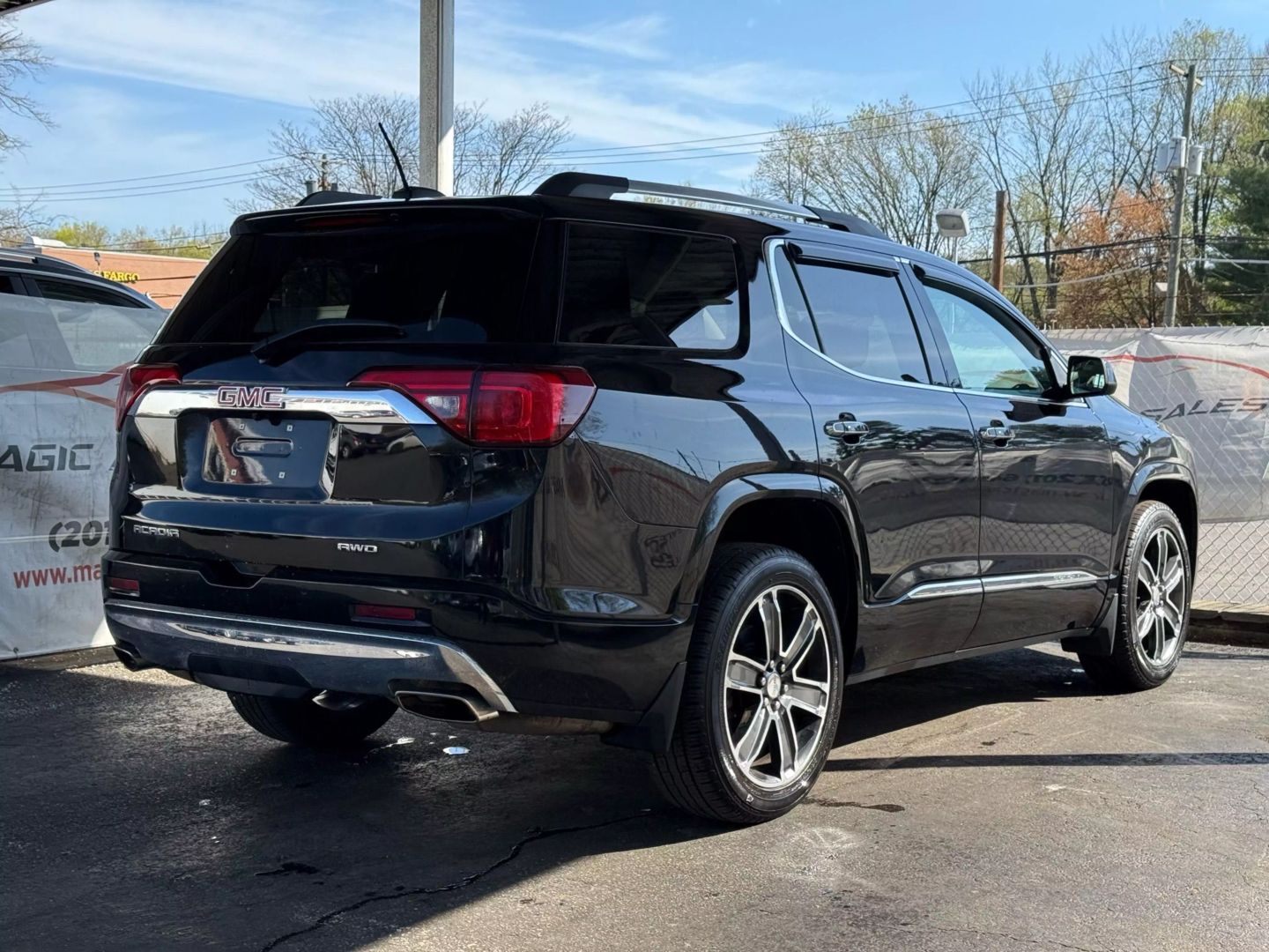 2017 Gmc Acadia - Image 11