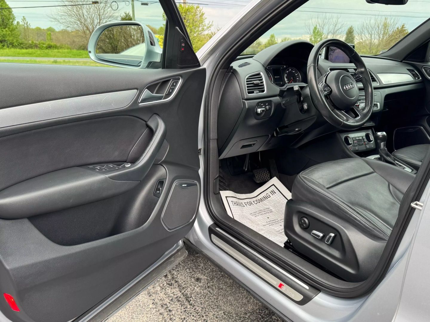 Image 8 of 2016 AUDI Q3