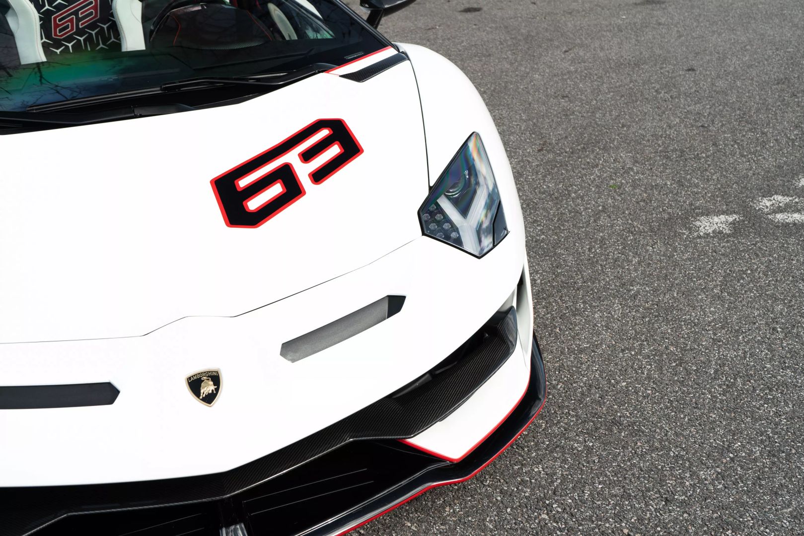 2021 Lamborghini Aventador - Image 8