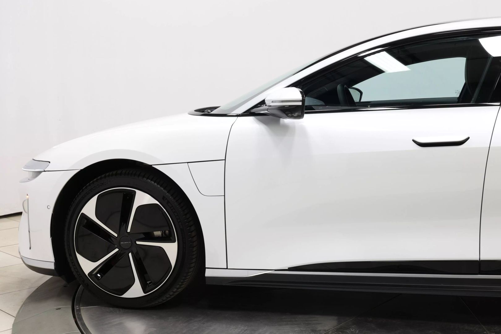 2023 Lucid Air - Image 7