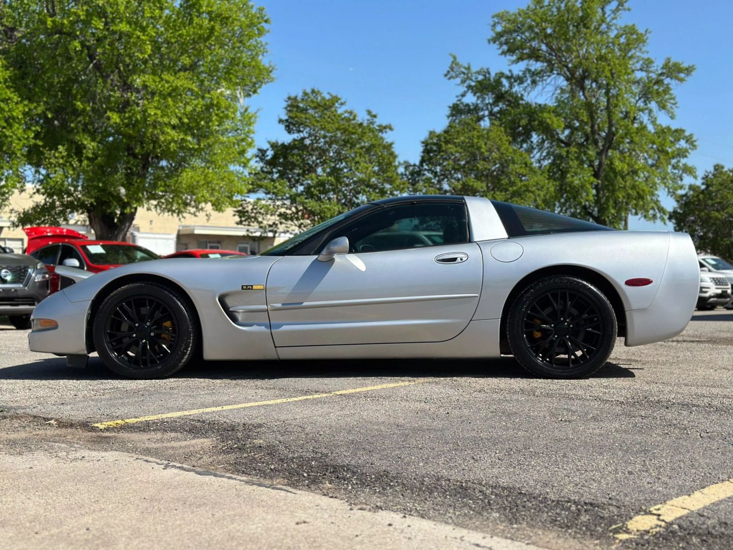 2001 Chevrolet Corvette - Image 3