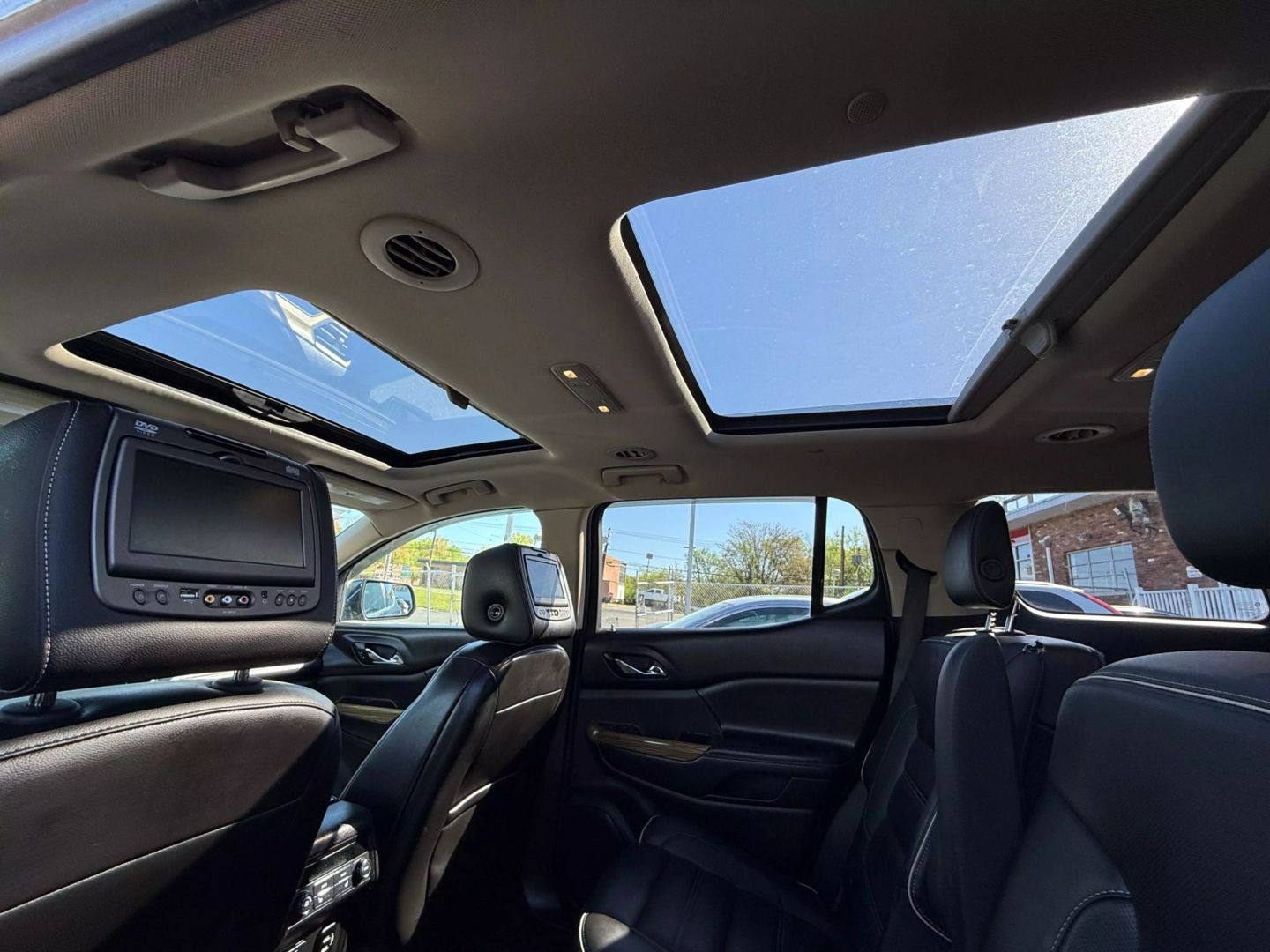 2017 Gmc Acadia - Image 43