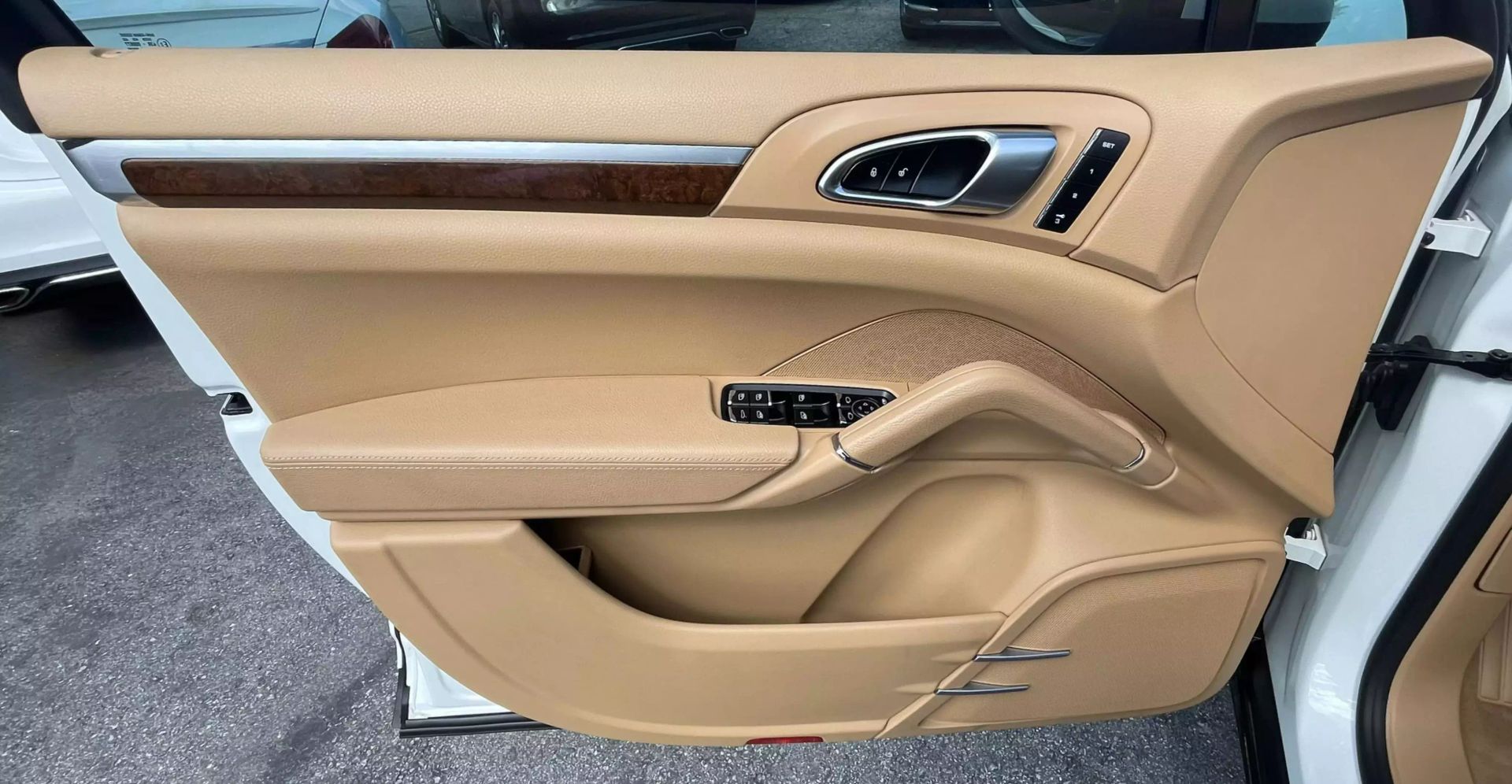 2014 Porsche Cayenne  Vin: Wp1aa2a23ela96238 Stock Id: A96238 - Image 9