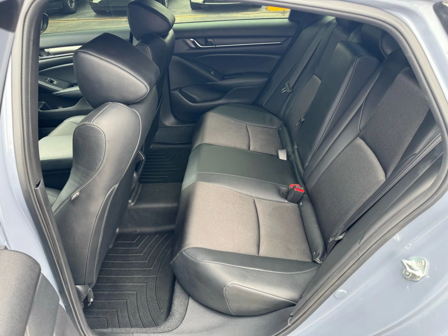 2022 Honda Accord Hybrid - Image 14
