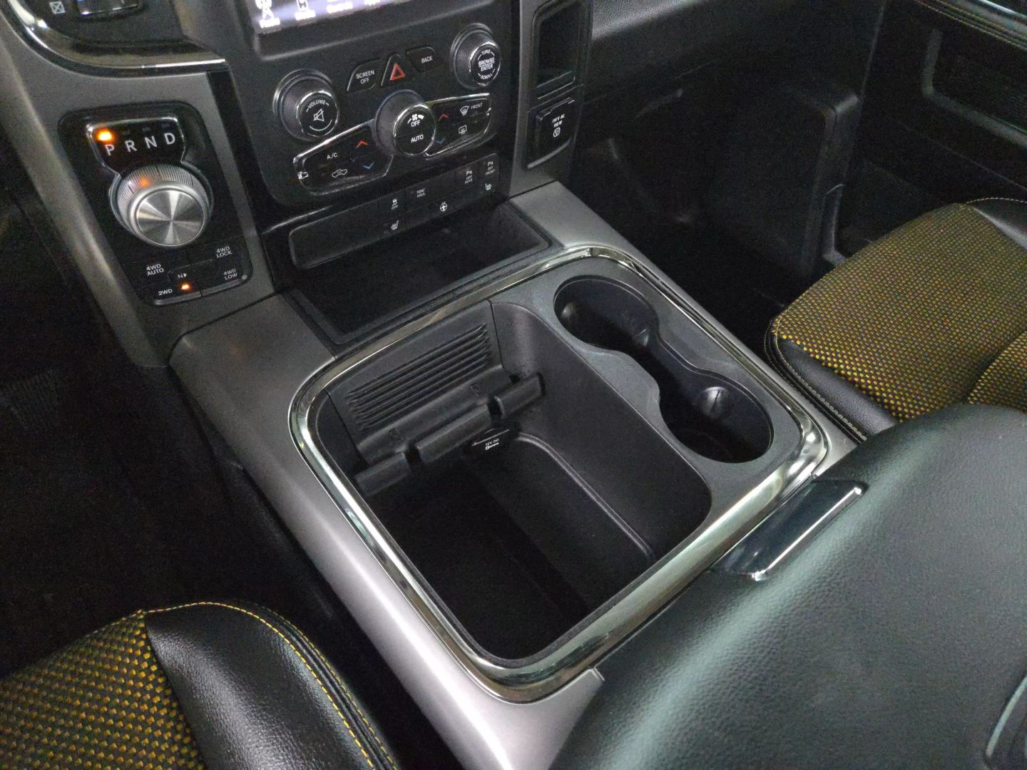 2016 Ram 1500 Crew Cab - Image 16