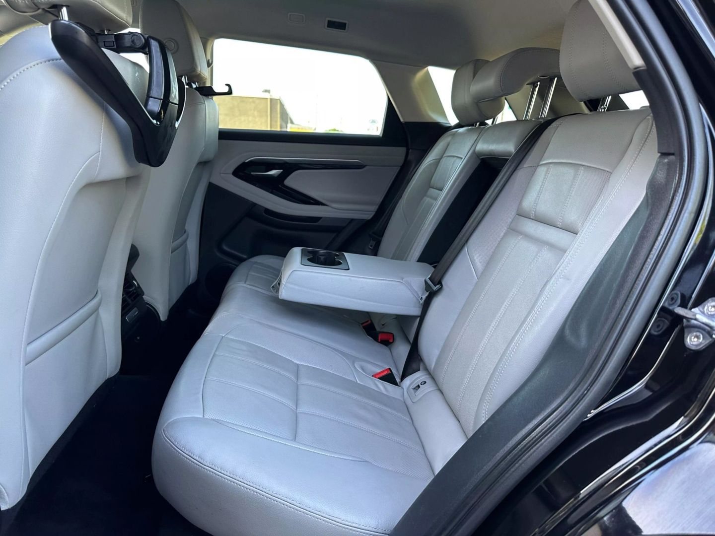 2020 Land Rover Range Rover Evoque - Image 16