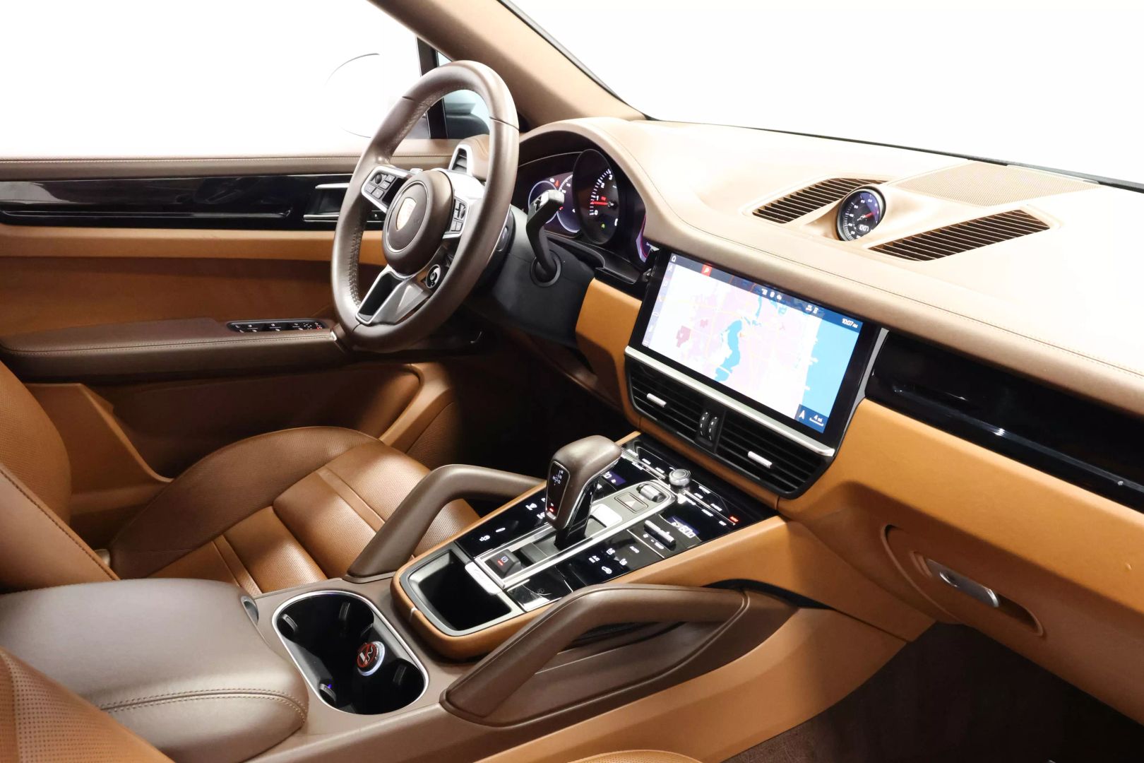 2021 Porsche Cayenne Coupe - Image 94