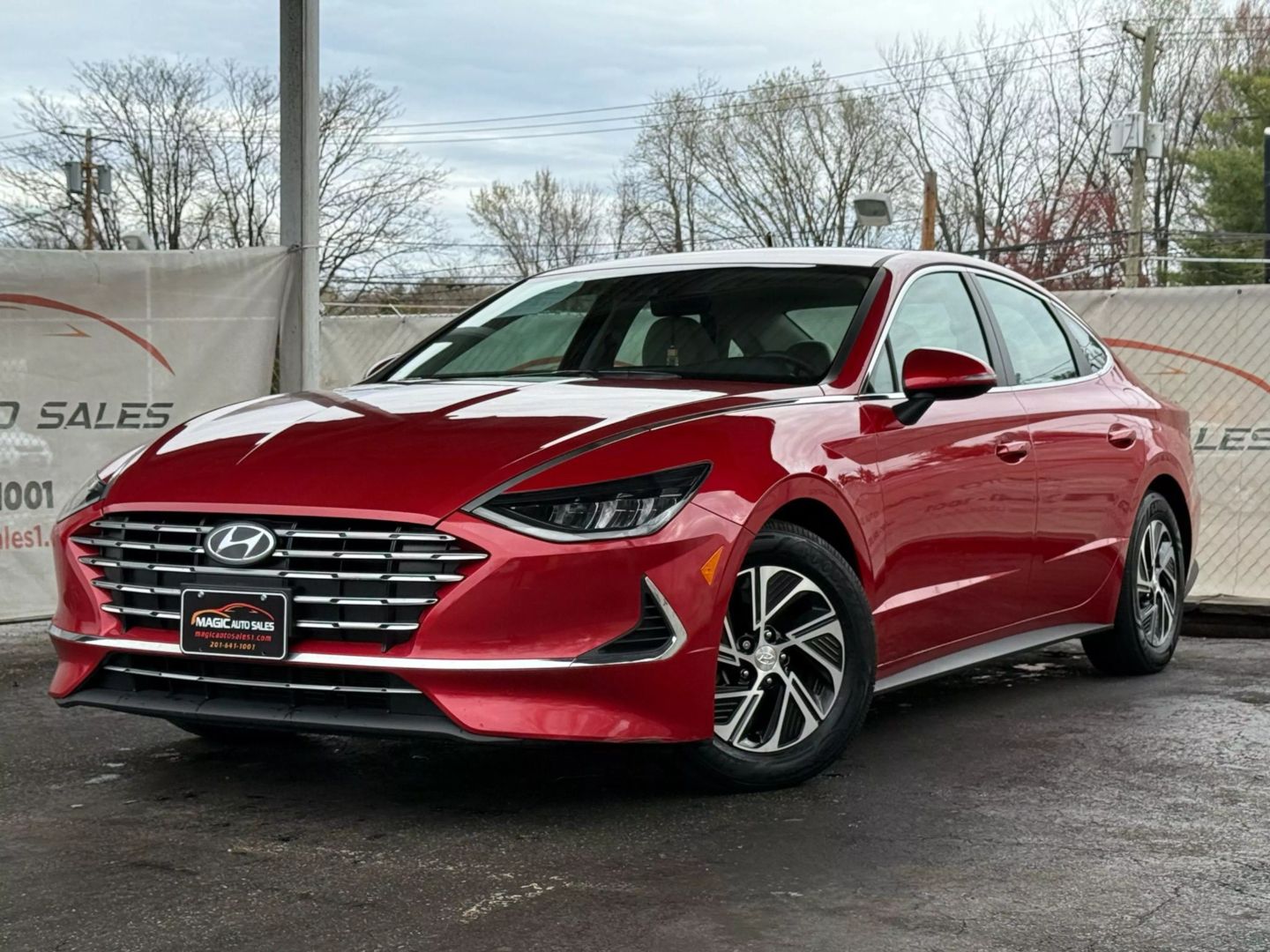 2022 Hyundai Sonata Hybrid - Image 1