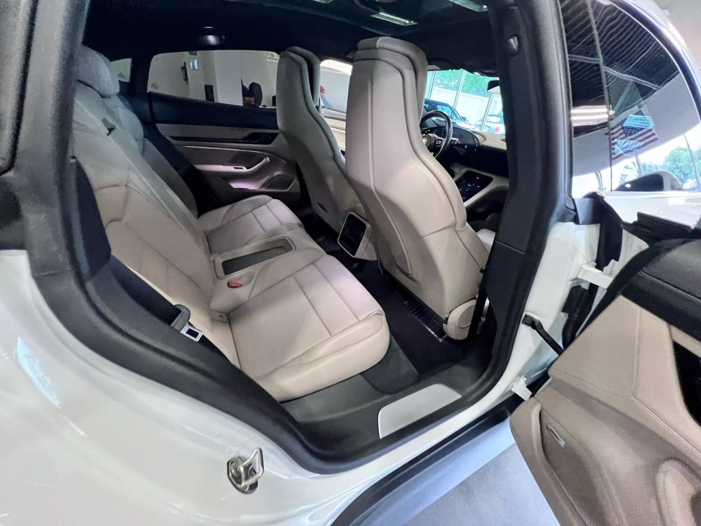 2020 Porsche Taycan 4s Sedan 4d - Image 38
