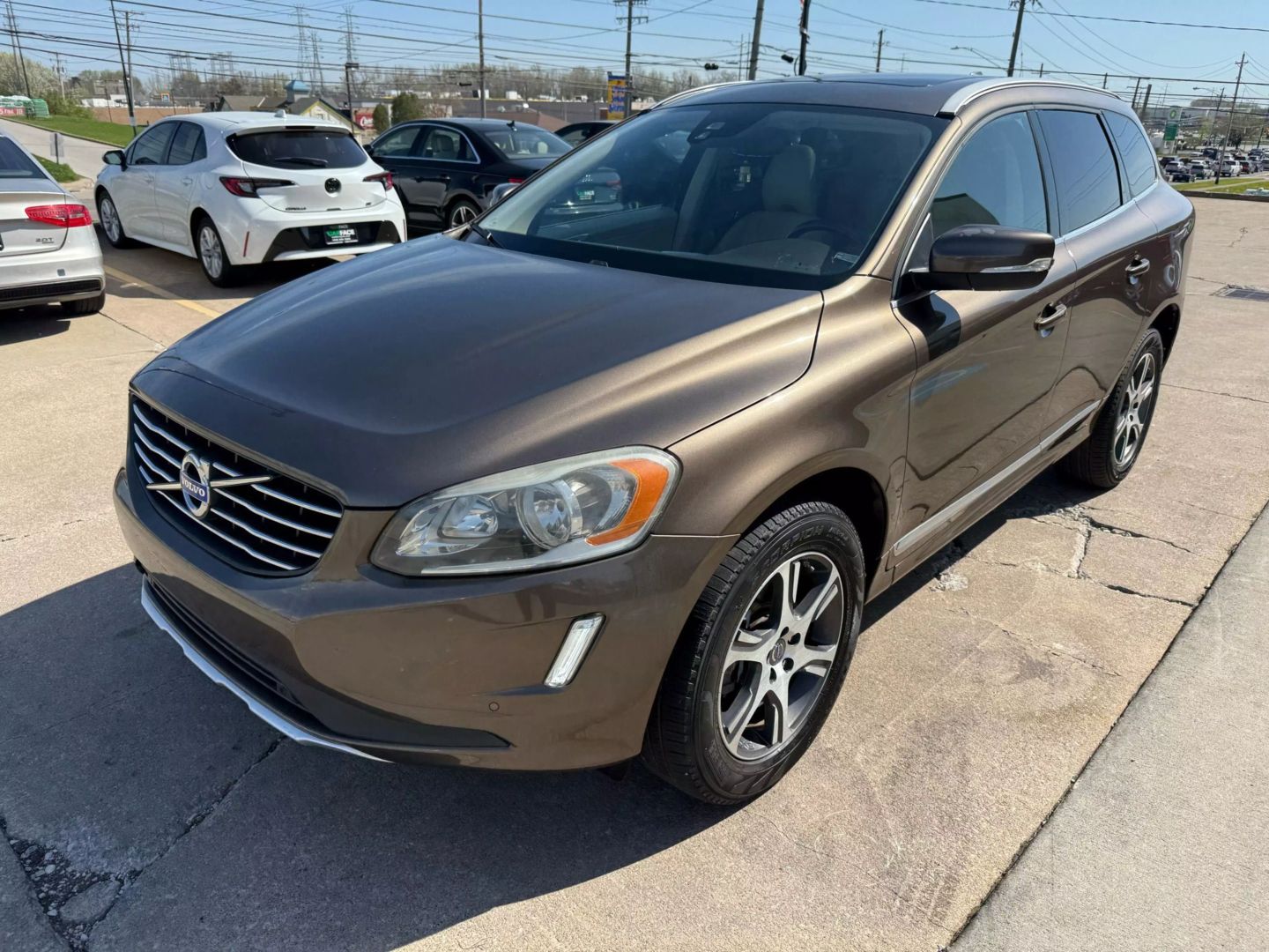 2015 Volvo Xc60 - Image 4