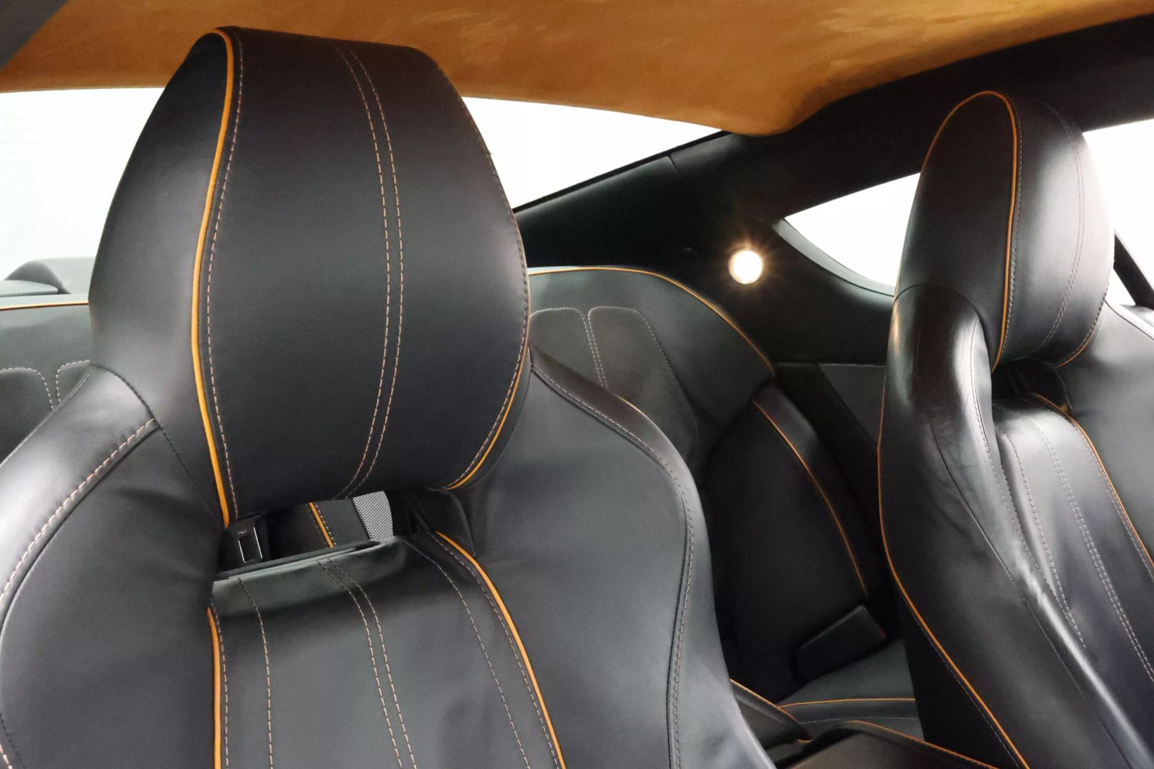 2012 Aston Martin Virage - Image 64